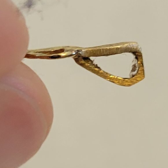 COPY - 10K Gold Treble Clef Pendant - Picture 4 of 4